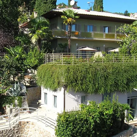 Rona Superior Appartement *