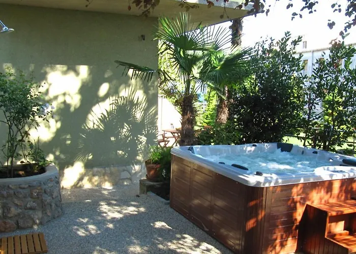 公寓 Rona Superior 奥帕提亚